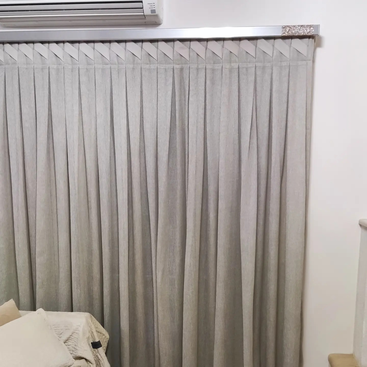 &kappa;&omicron;&upsilon;&rho;&tau;ί&nu;&alpha; &kappa;&omicron;&upsilon;&zeta;ί&nu;&alpha;&sigmaf;